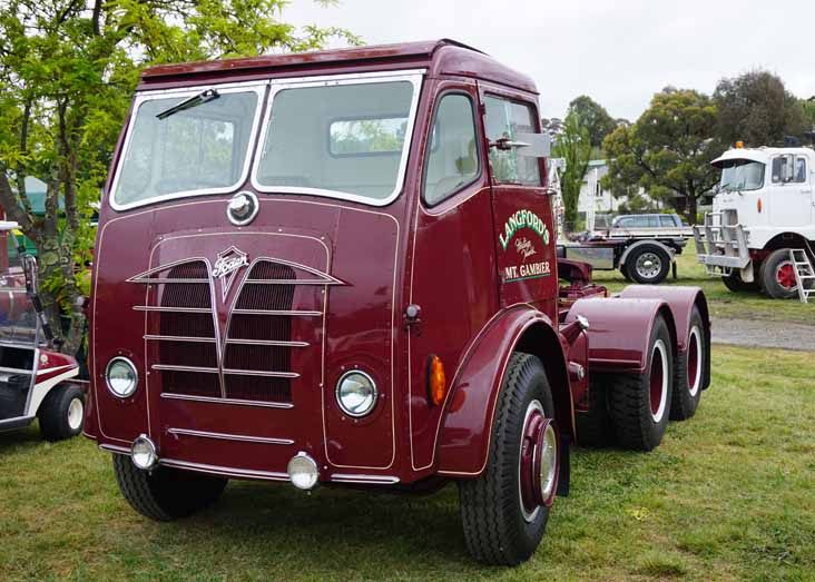 Foden tractor unit